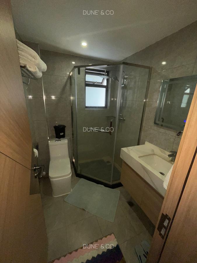 Serviced 2 Bed Apartment with En Suite in Riverside - 15