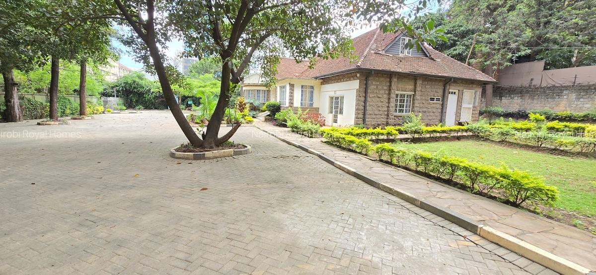 Commercial Property with Service Charge Included at Kilimani - 12