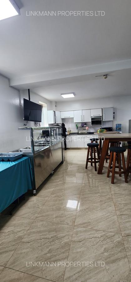 6,522 ft² Commercial Property with Service Charge Included in Westlands Area - 16