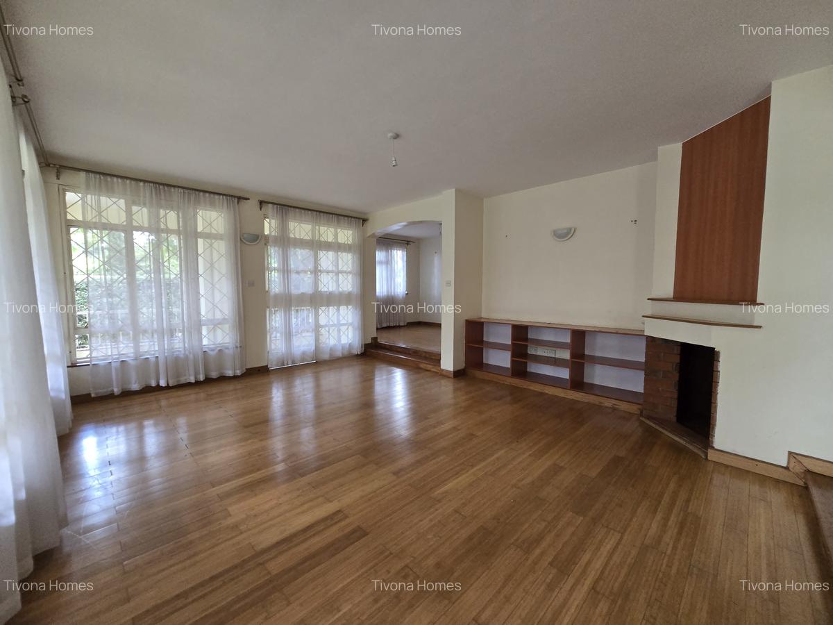 4 Bed House with En Suite in Runda - 15