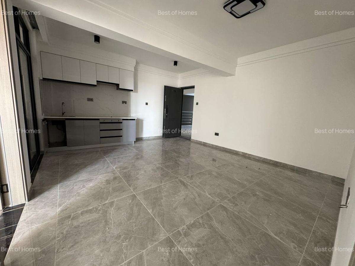 1 Bed Apartment with Swimming Pool in Kilimani - 5