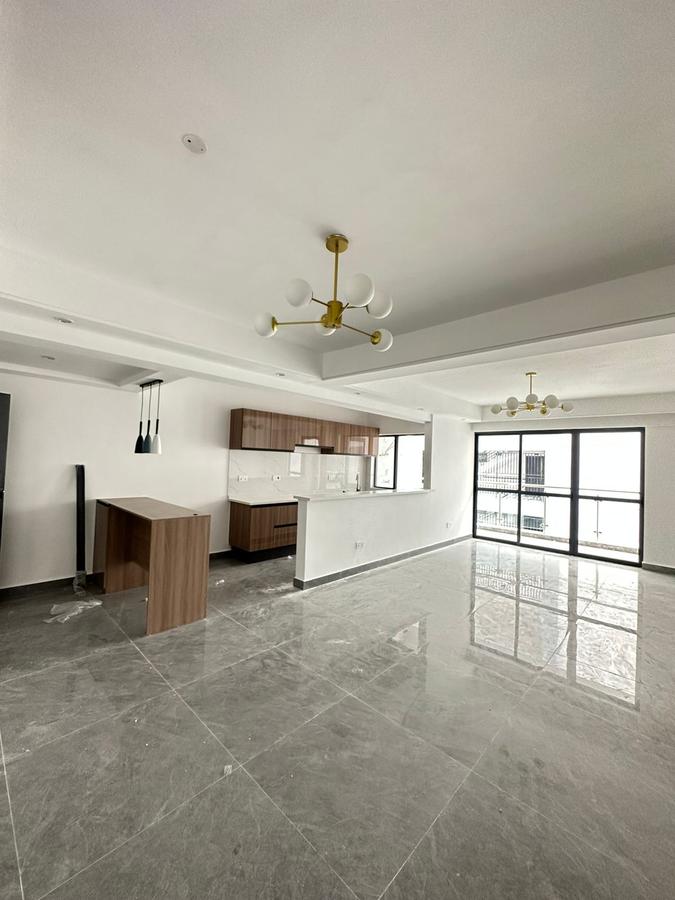2 bed apartment with en suite in riverside