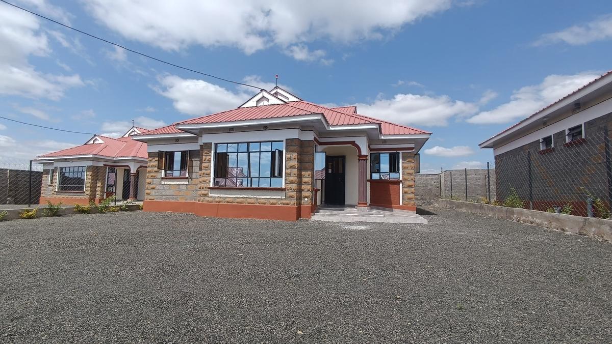 3 Bed House with En Suite at Acacia - 8