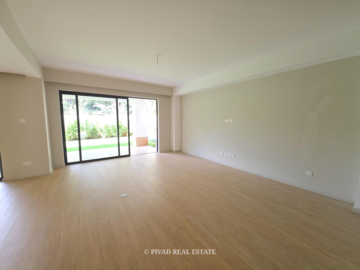 5 Bed Townhouse with Garden in Kyuna - 5