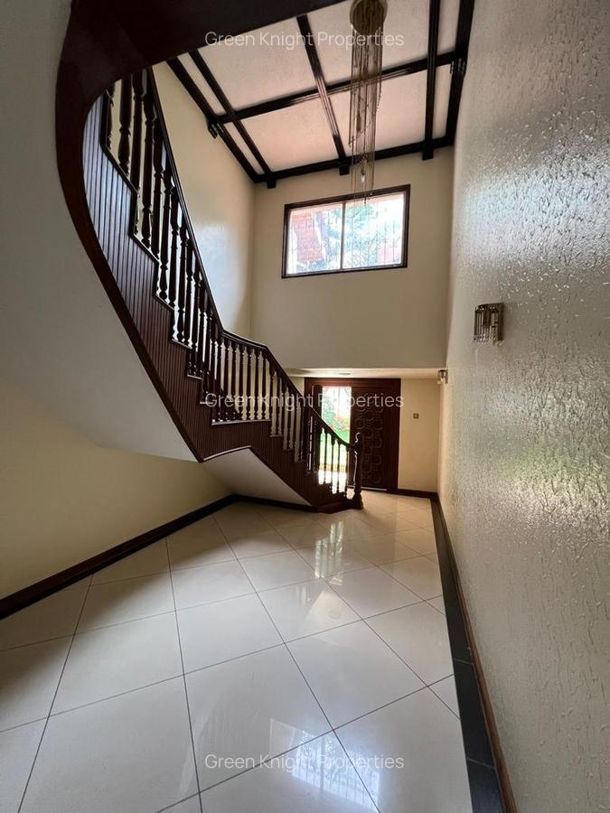 Serviced 4 Bed Apartment with En Suite in Westlands Area - 1