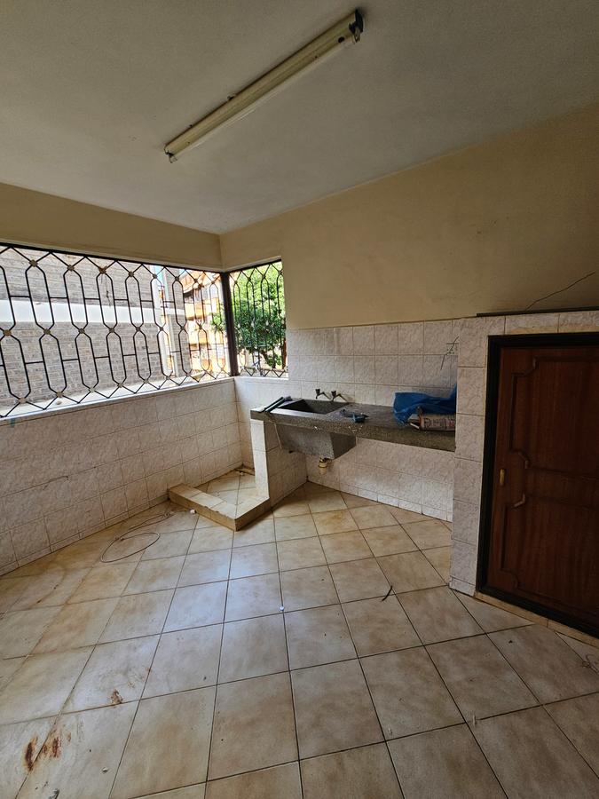 3 Bed Apartment with En Suite at Kileleshwa - 7