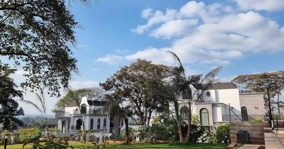 5 Bed Townhouse with En Suite at Loresho Ridge - 17