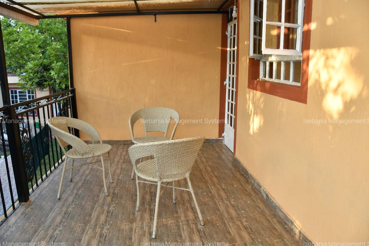 8 Bed House with En Suite at - 2