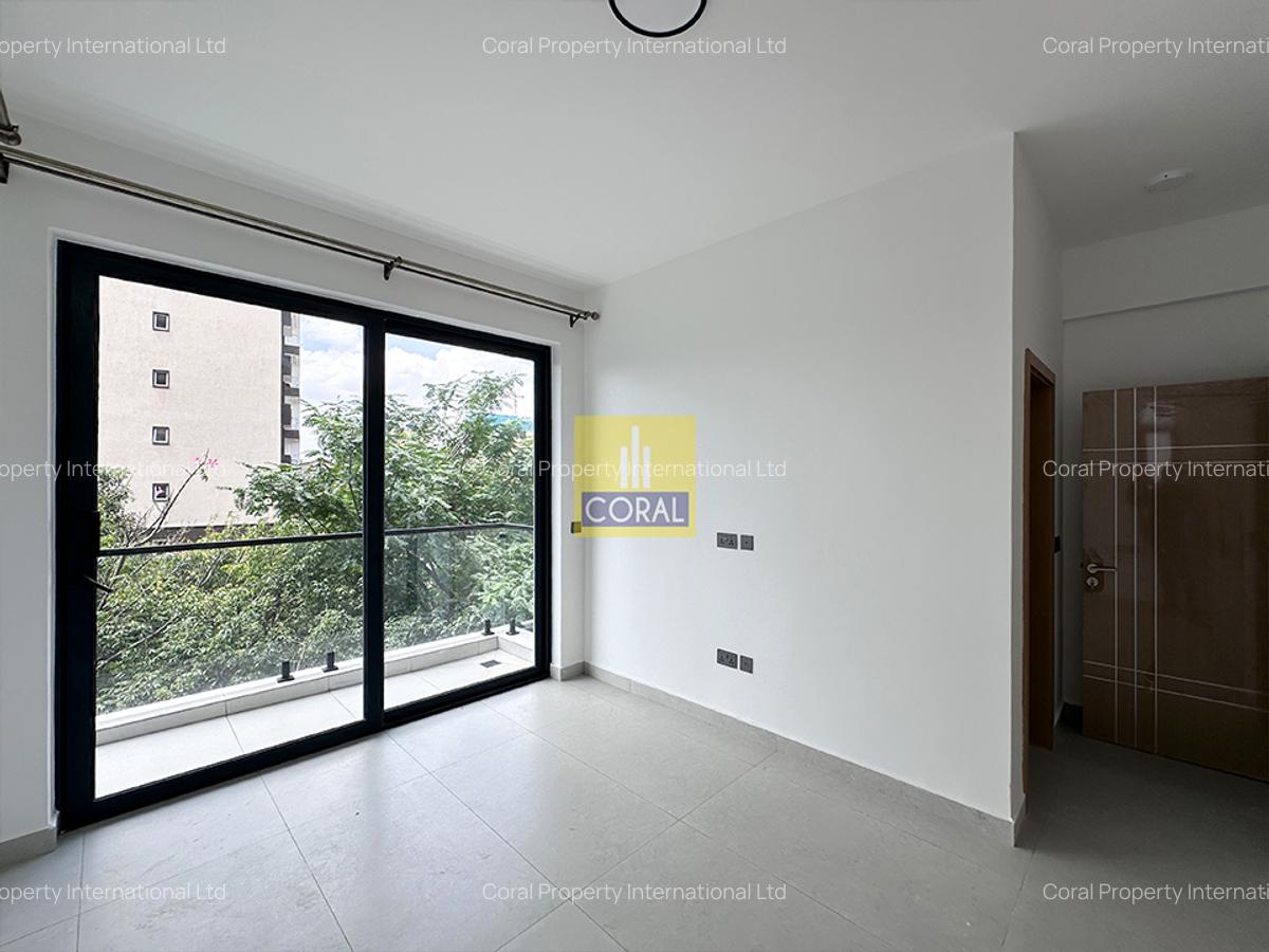 2 Bed Apartment in Brookside - 7