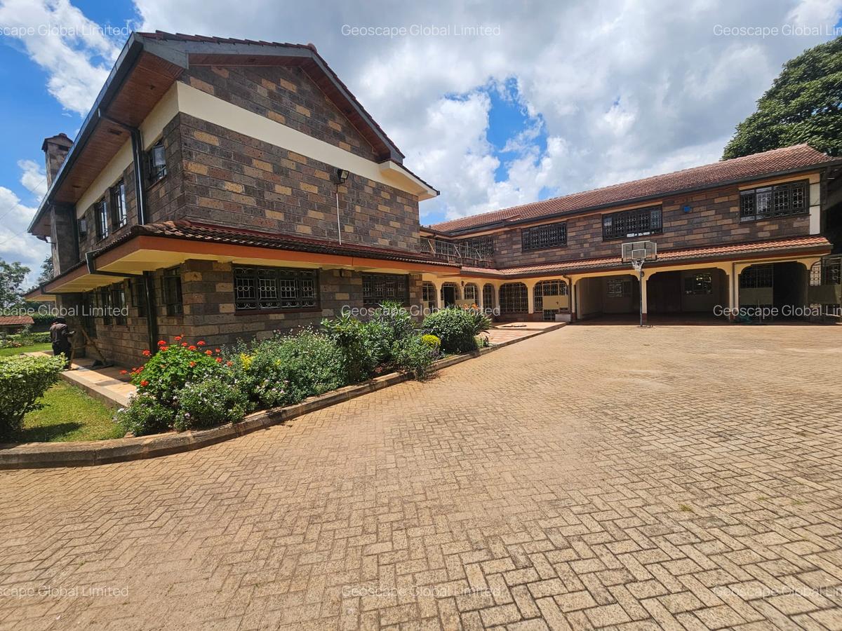 5 Bed House with En Suite in Nyari - 7