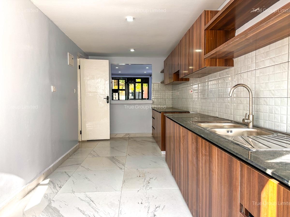 4 Bed Townhouse with En Suite at Mukenya Court - 7