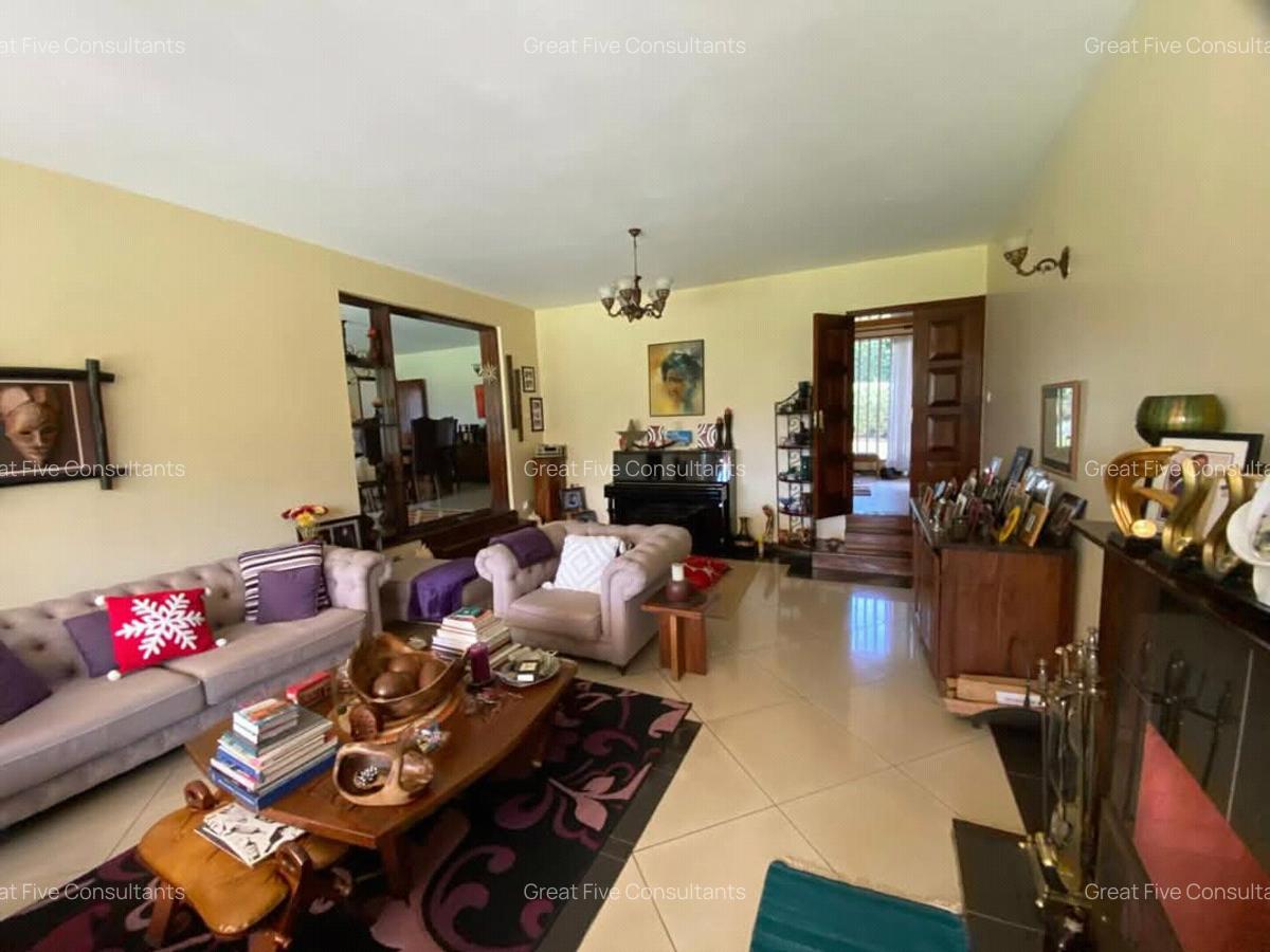 5 Bed Villa with Staff Quarters in Runda - 9