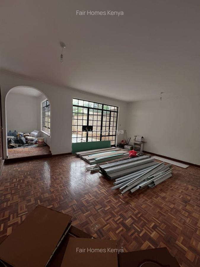 4 Bed Townhouse with En Suite at Lavington Green - 3