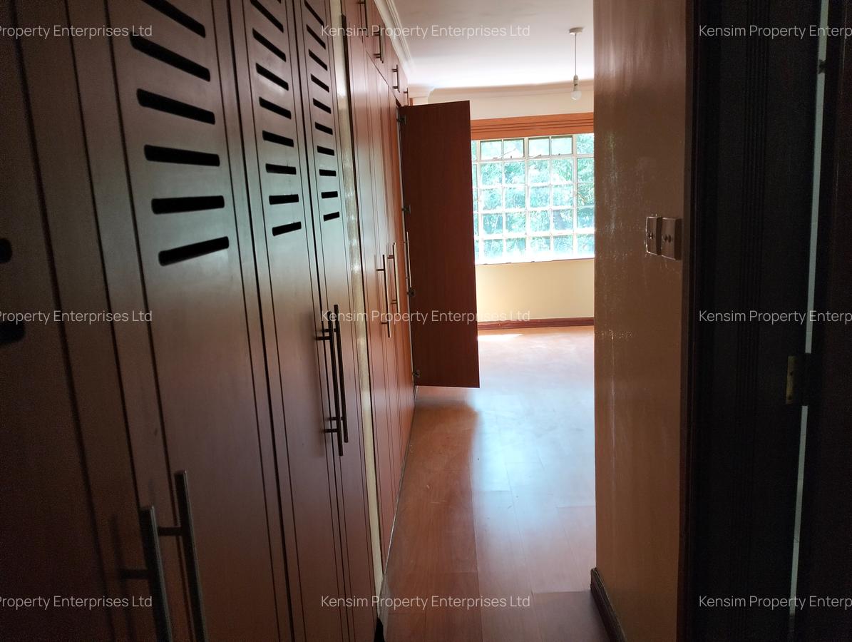 4 Bed Townhouse with En Suite in Lavington - 5