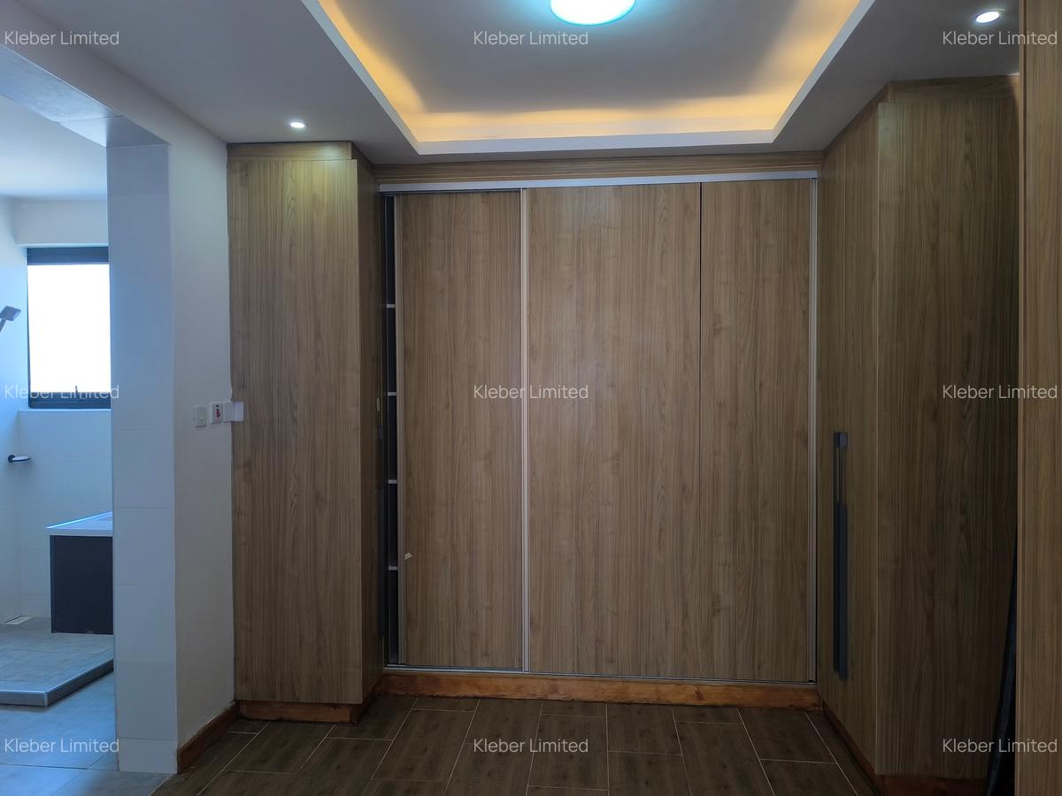 4 Bed Townhouse with En Suite at Kenyatta Road - 9