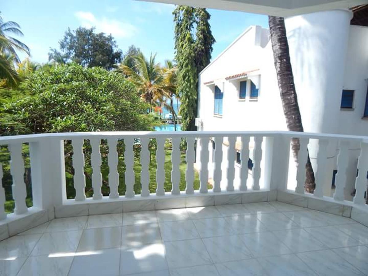 2 Bed Apartment with En Suite at Nyali - 3