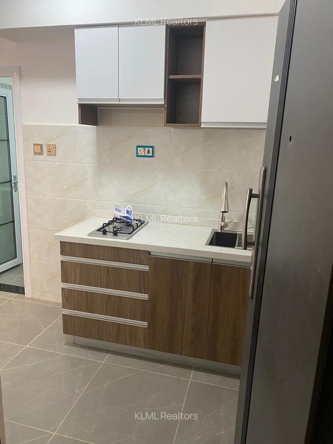 1 Bed Apartment with En Suite in Kilimani - 5