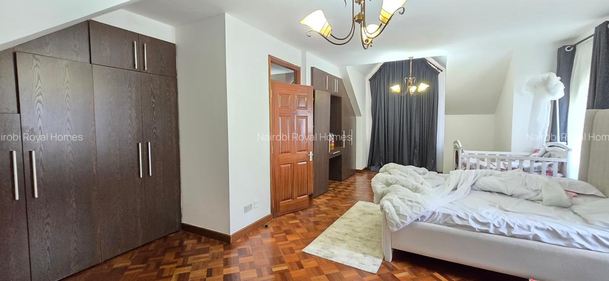 4 Bed Townhouse with En Suite at Convent Drive - 16