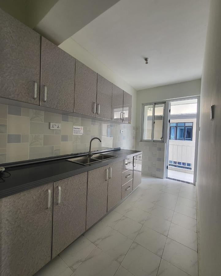 3 Bed Apartment with En Suite in Kilimani - 16