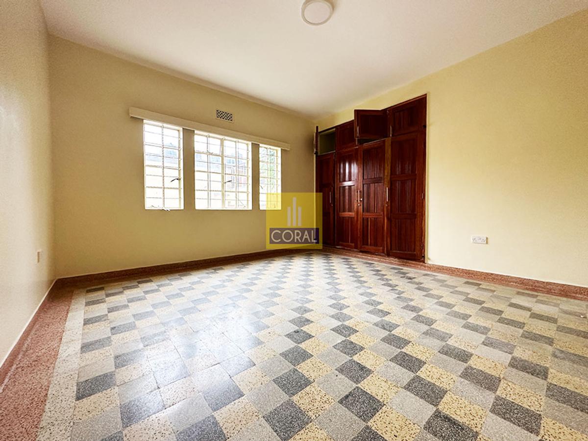 2 Bed Apartment with Parking in Westlands Area - 1