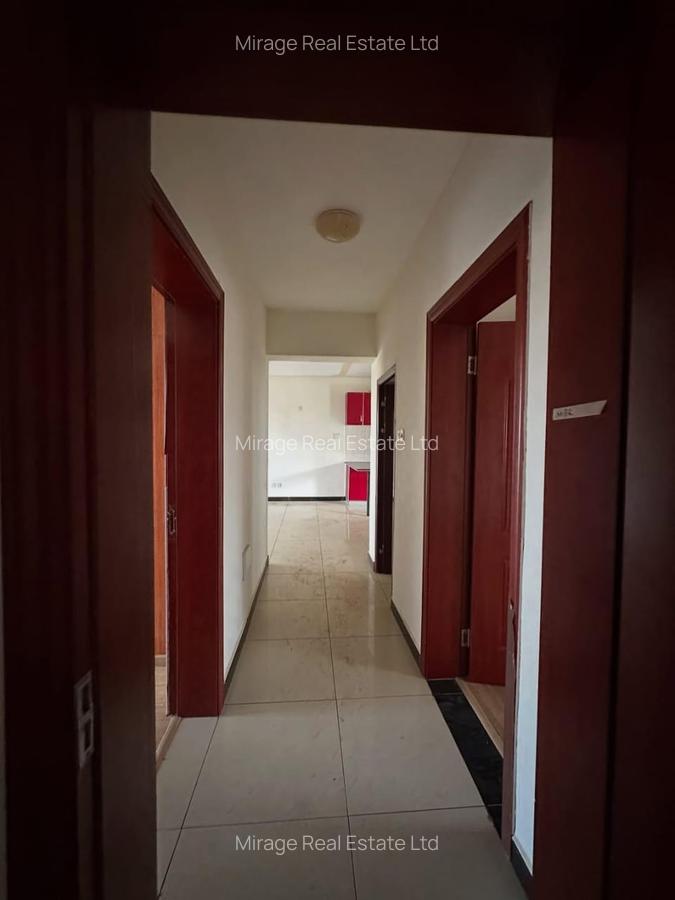 2 Bed Apartment with Swimming Pool in Kilimani - 4