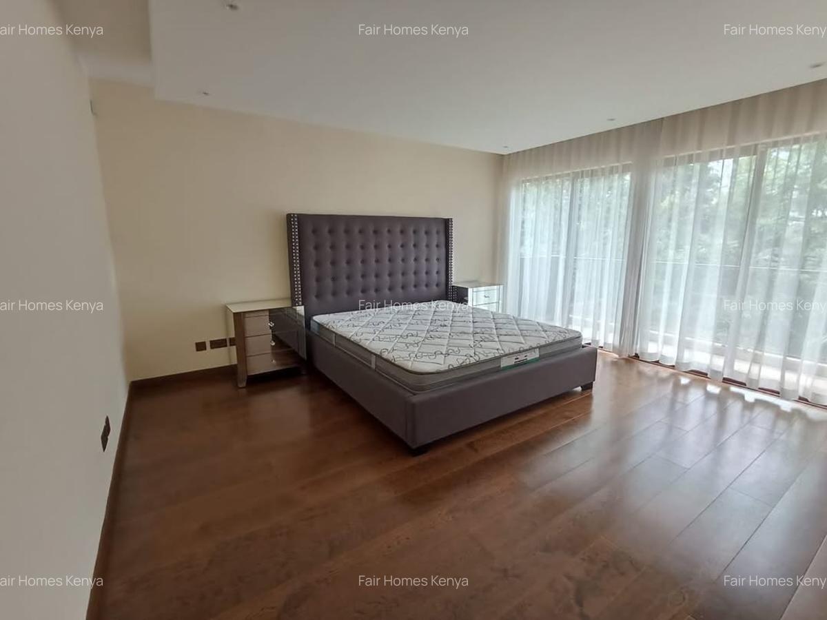 5 Bed Townhouse with En Suite at Convent Drive - 10