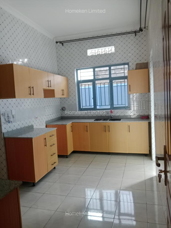 5 Bed House with Garden in Kitengela - 11