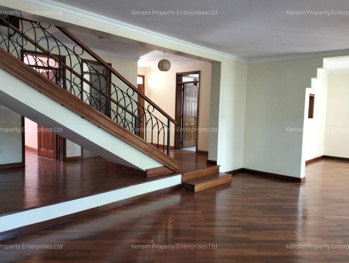 4 Bed Townhouse with En Suite in Lavington - 5