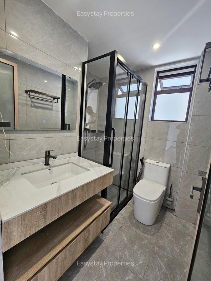 2 Bed Apartment with En Suite in Riverside - 5