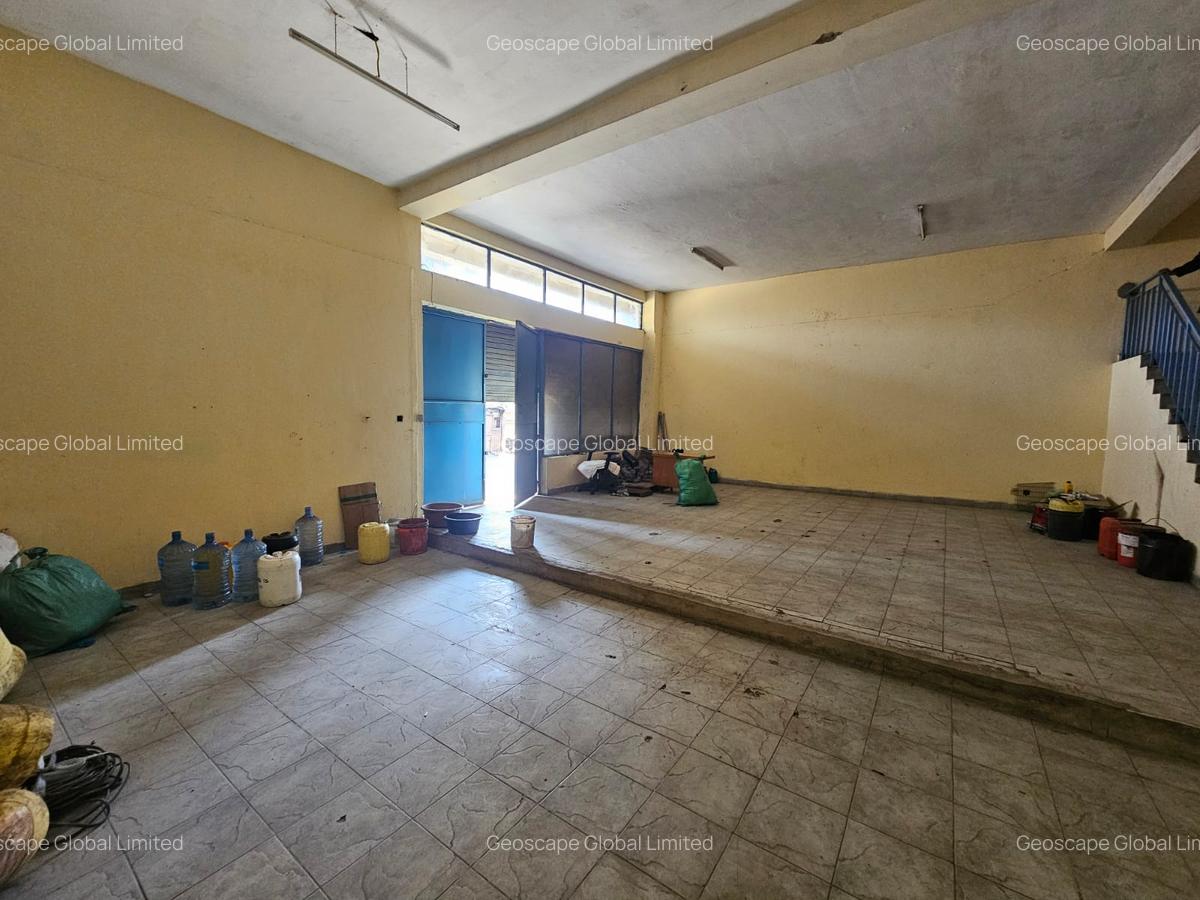 3,500 ft² Warehouse with Backup Generator in Industrial Area - 6