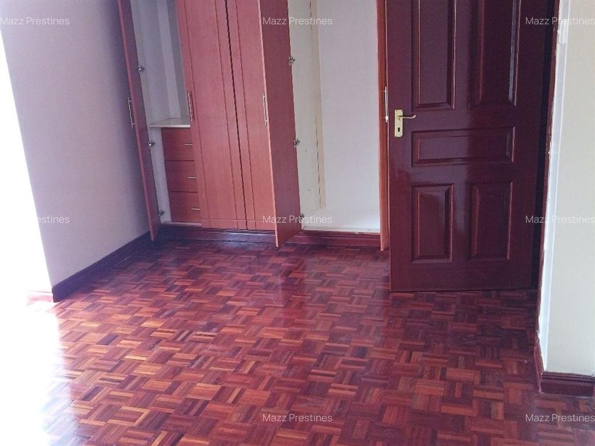 Office with Parking in Parklands - 2