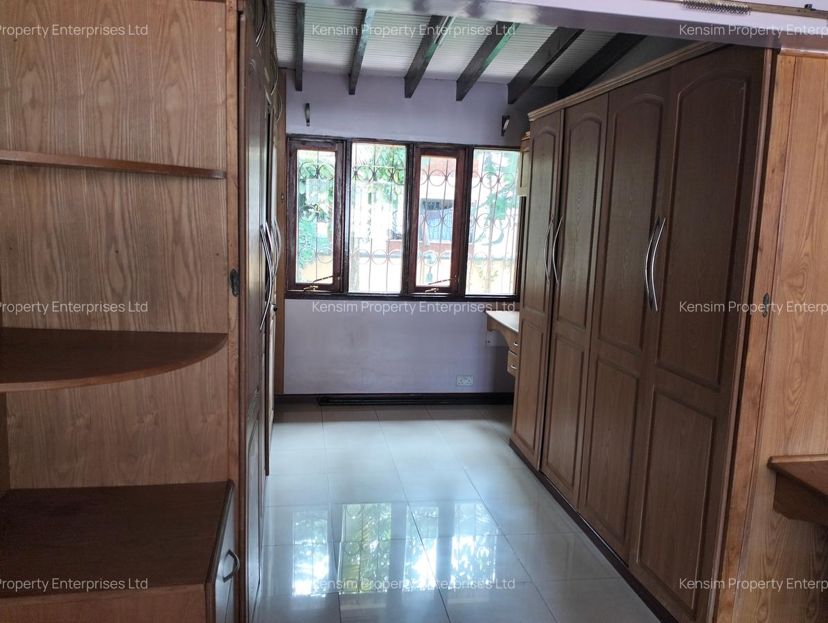 4 Bed Townhouse with En Suite in Kilimani - 16