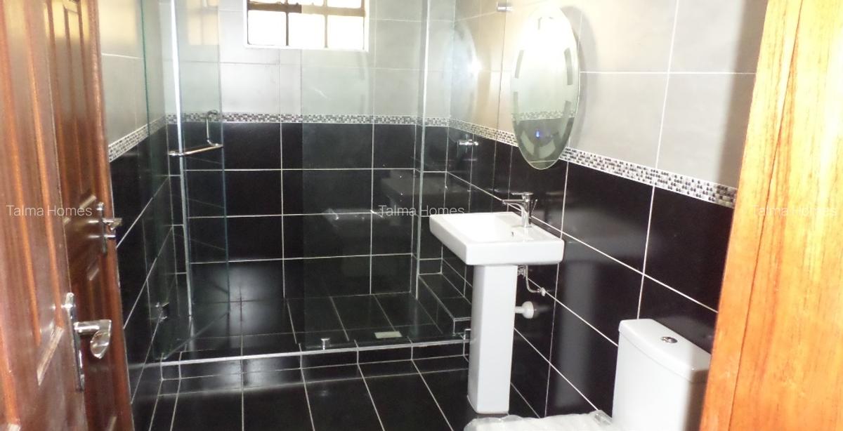 2 Bed Apartment with En Suite at Off Church Rd - 8