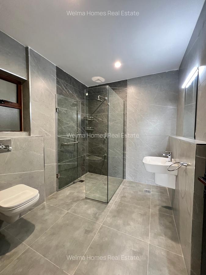 3 Bed Apartment with En Suite in Kileleshwa - 15