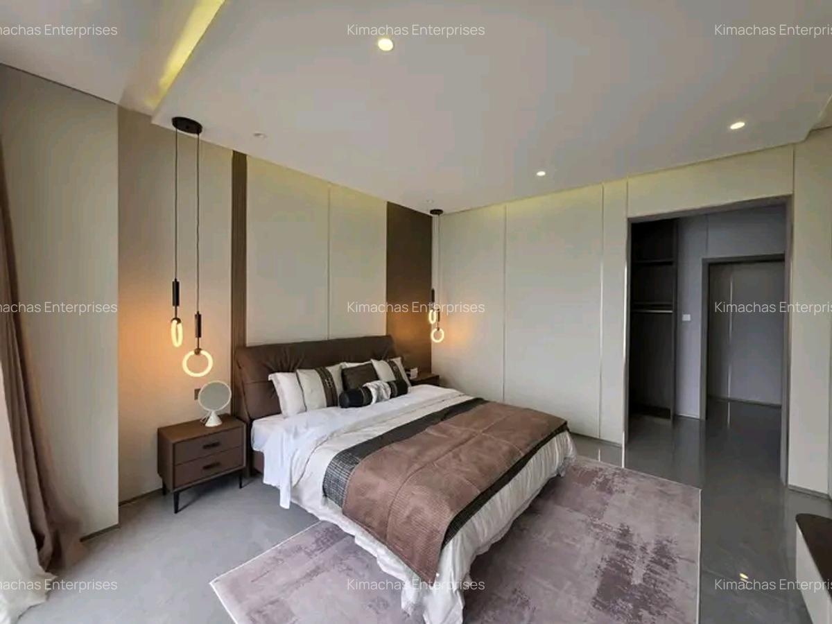 3 Bed Apartment with En Suite at Links Road - 12