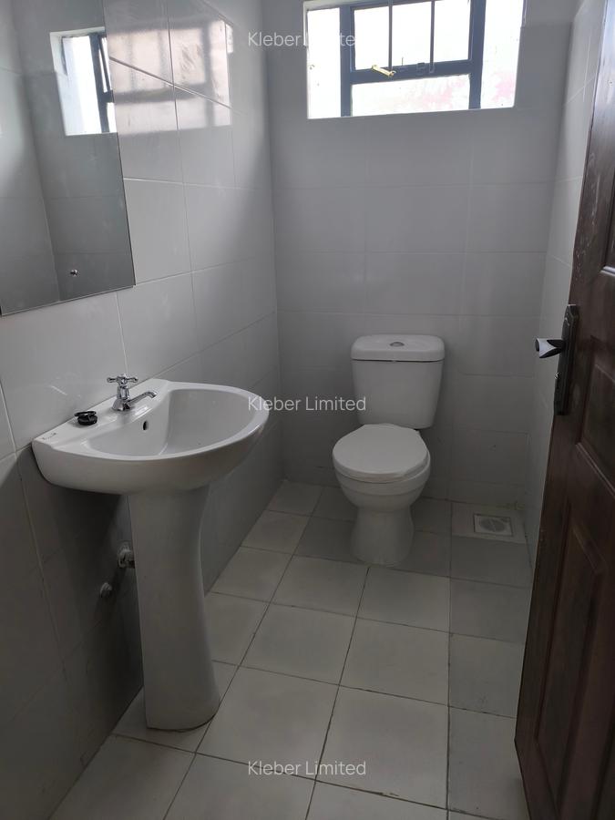 3 Bed House with En Suite in Kitengela - 10