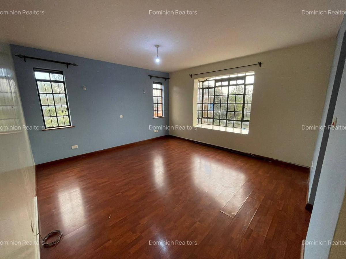 3 Bed Apartment with En Suite in Westlands Area - 11