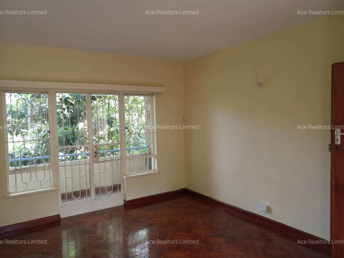 1 Bed Apartment with Parking at Kileleshwa Near Kasuku Centre Nairobi - 4
