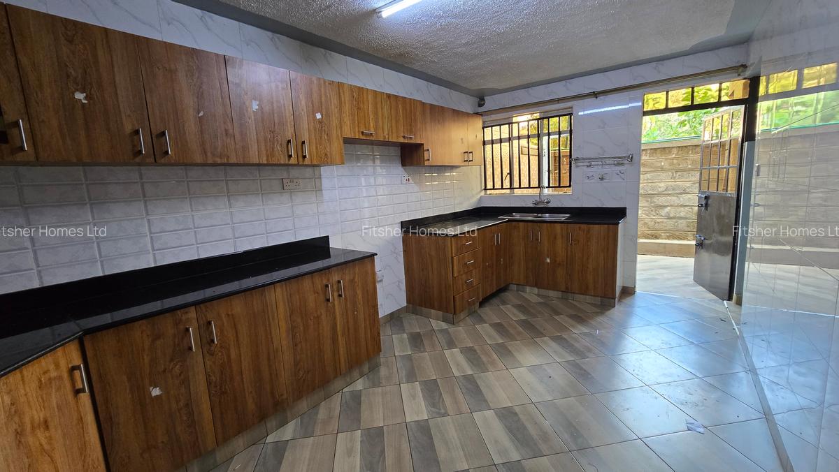 3 Bed House with En Suite in Garden Estate - 7