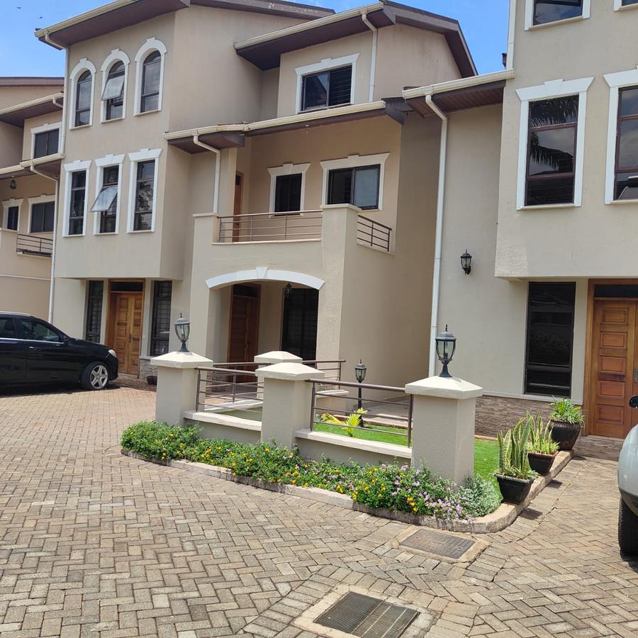 5 Bed Townhouse with En Suite at Convent Drive - 18