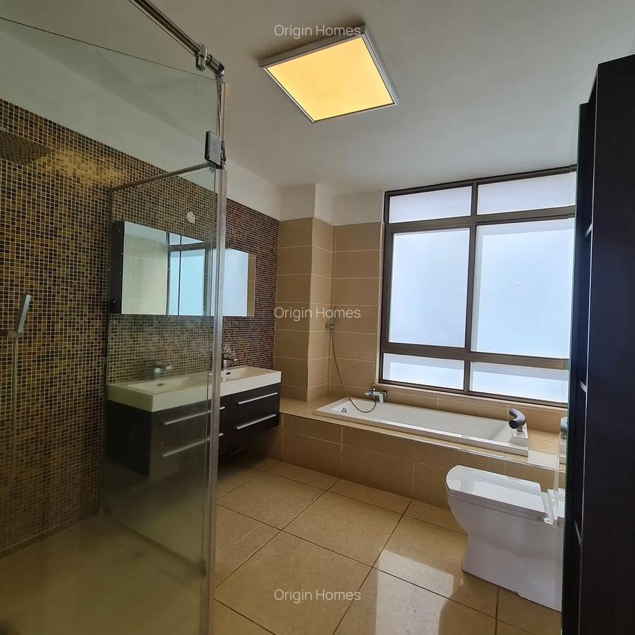 3 Bed Apartment with En Suite at Parklands Road - 6