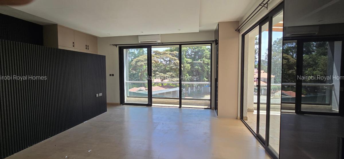 4 Bed Townhouse with En Suite at Lavington Green - 10