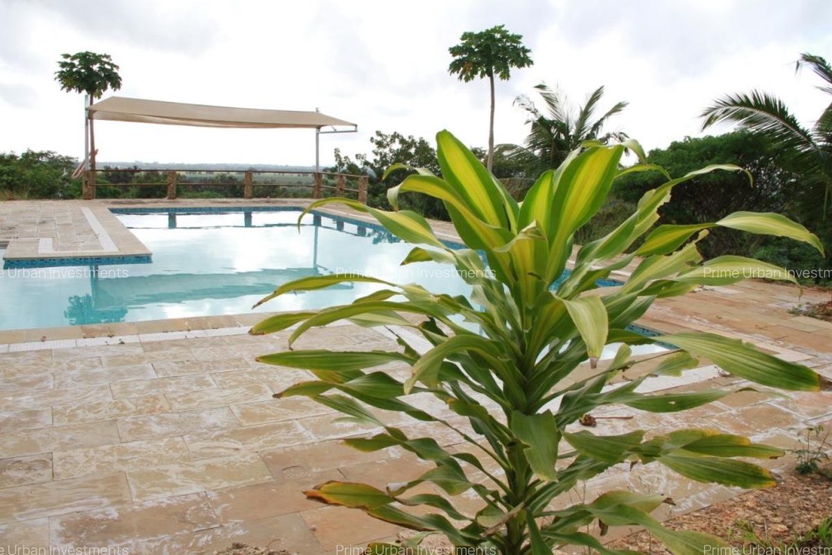 5 Bed Villa with En Suite in Vipingo - 20