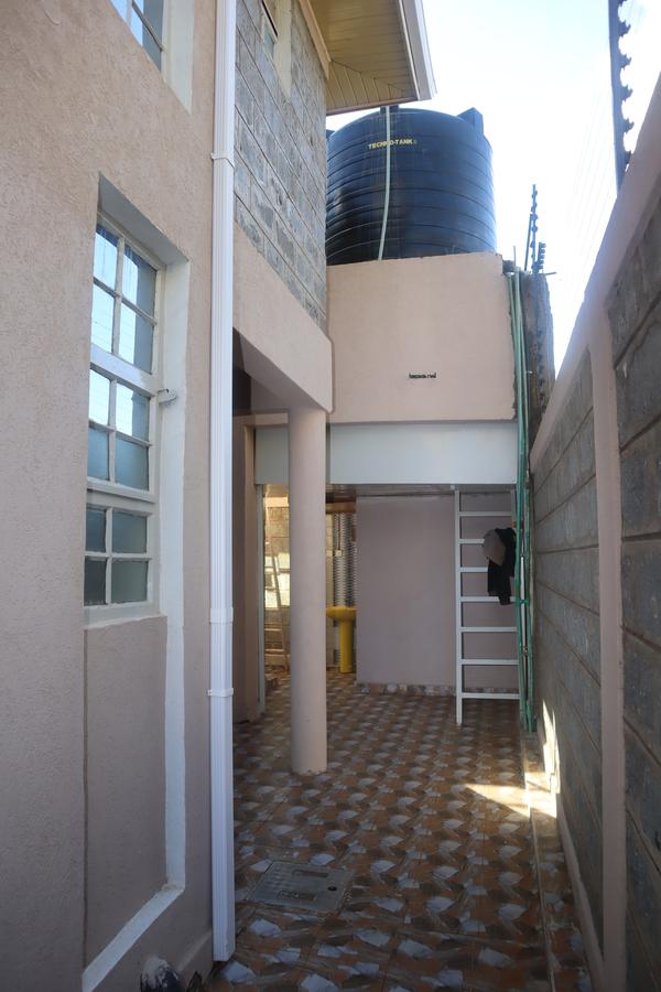 4 Bed House with En Suite at Mitikenda Area - 15