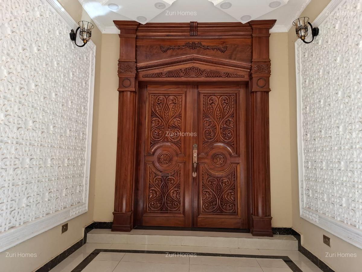 5 Bed Townhouse with En Suite in Lavington - 17