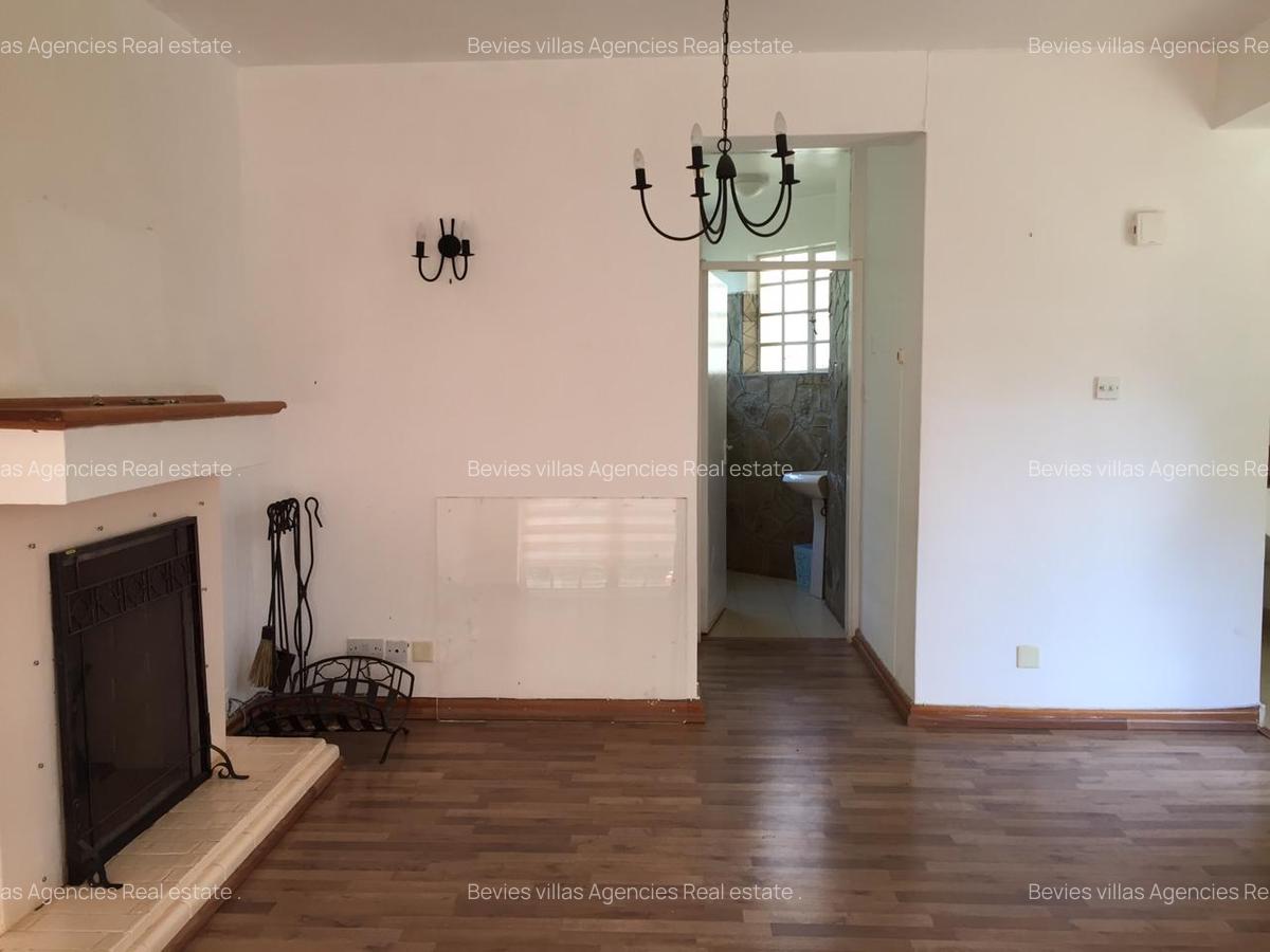 3 Bed House with En Suite at Runda - 18