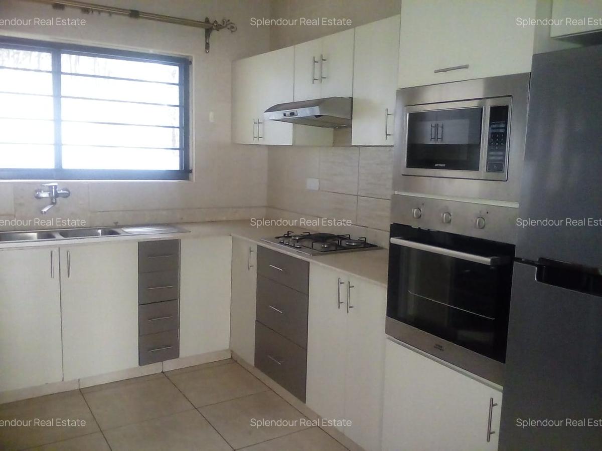 3 Bed Apartment with En Suite in Rhapta Road - 9