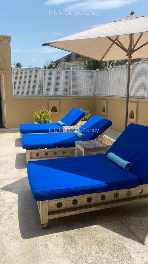 3 Bed Villa with En Suite in Watamu - 15