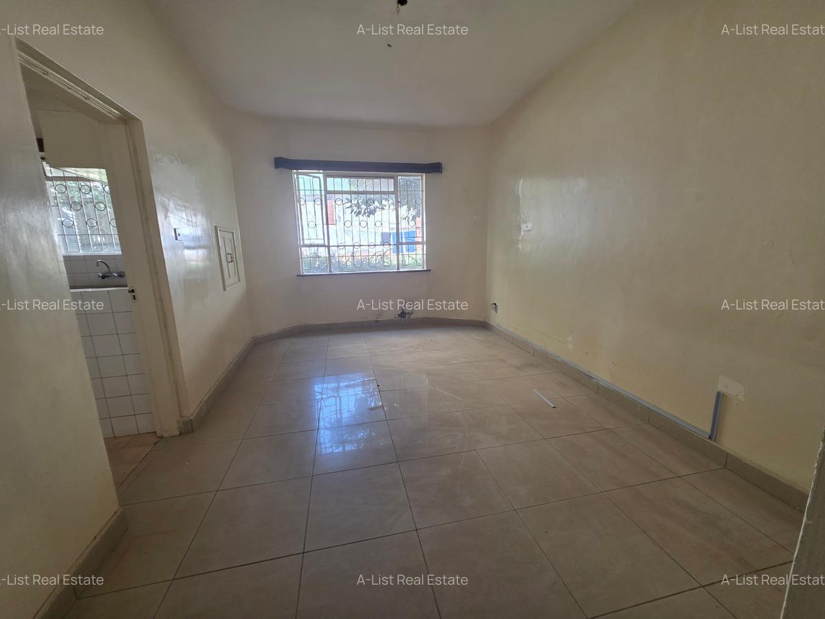 2,152 ft² Commercial Property with Service Charge Included at Chania Avenue - 4