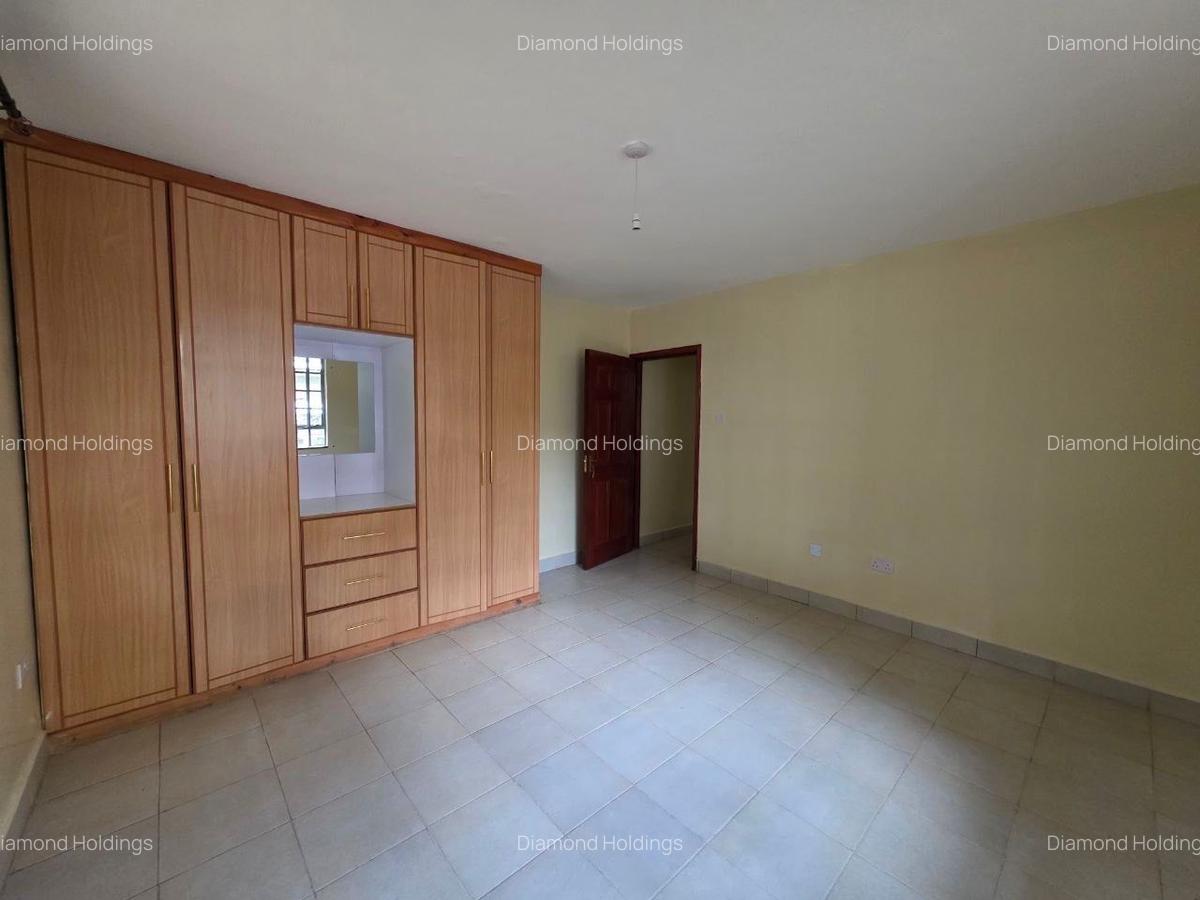 4 Bed House with En Suite in Kiambu Road - 11